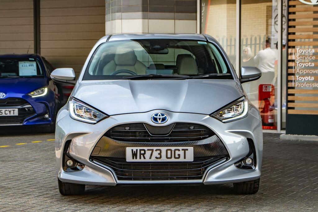Toyota Yaris 1.5 Vvt-h Excel E-cvt Euro 6 Ss WR73OGT Silver #5