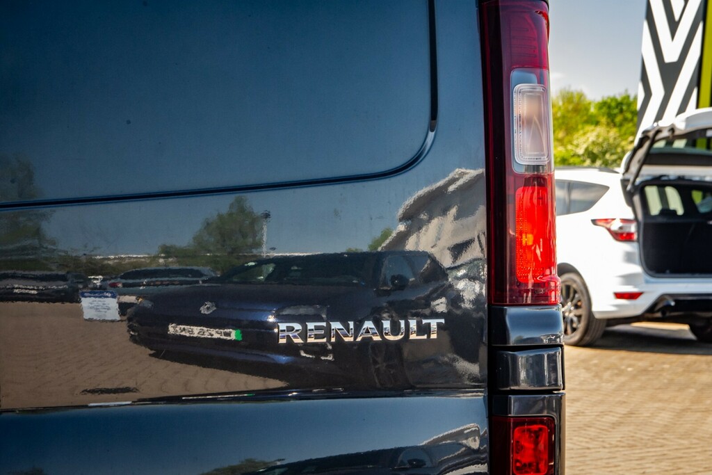 Renault Trafic Swb Sport #6