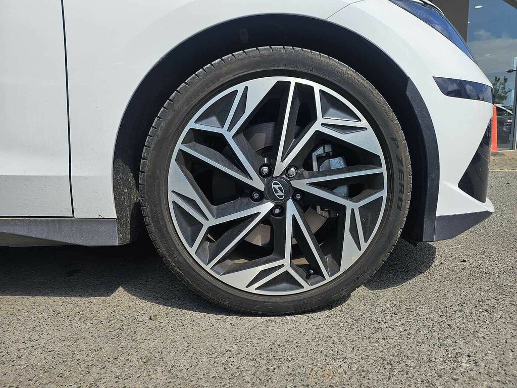 Hyundai Ioniq 6 168Kw Premium 77Kwh WM75USS White #5