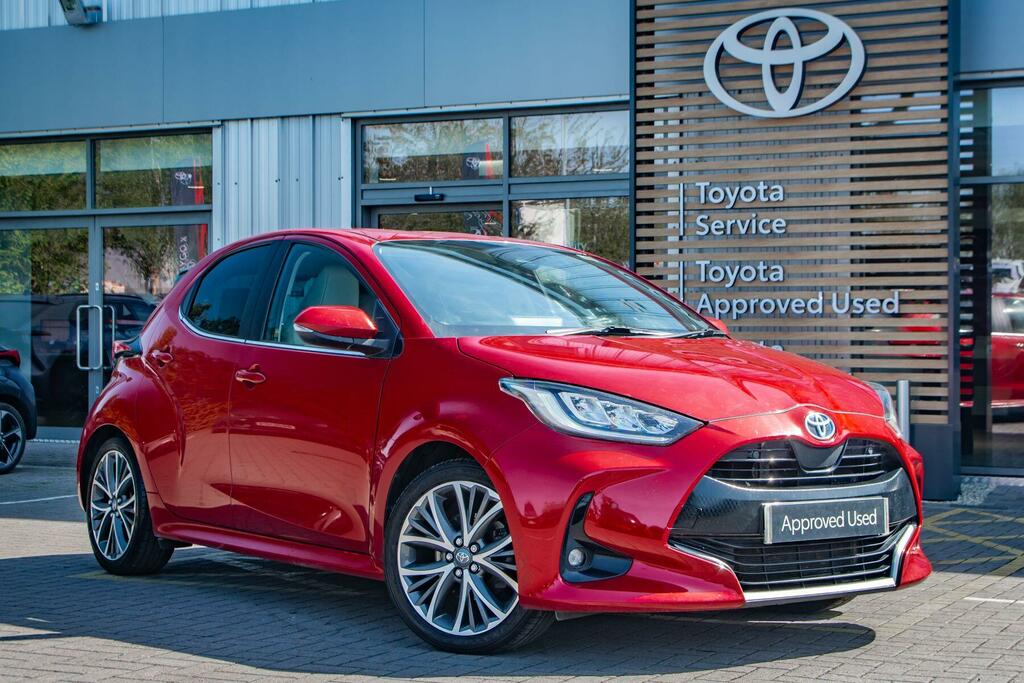 Toyota Yaris 1.5 Vvt-h Excel E-cvt Euro 6 Ss Red
