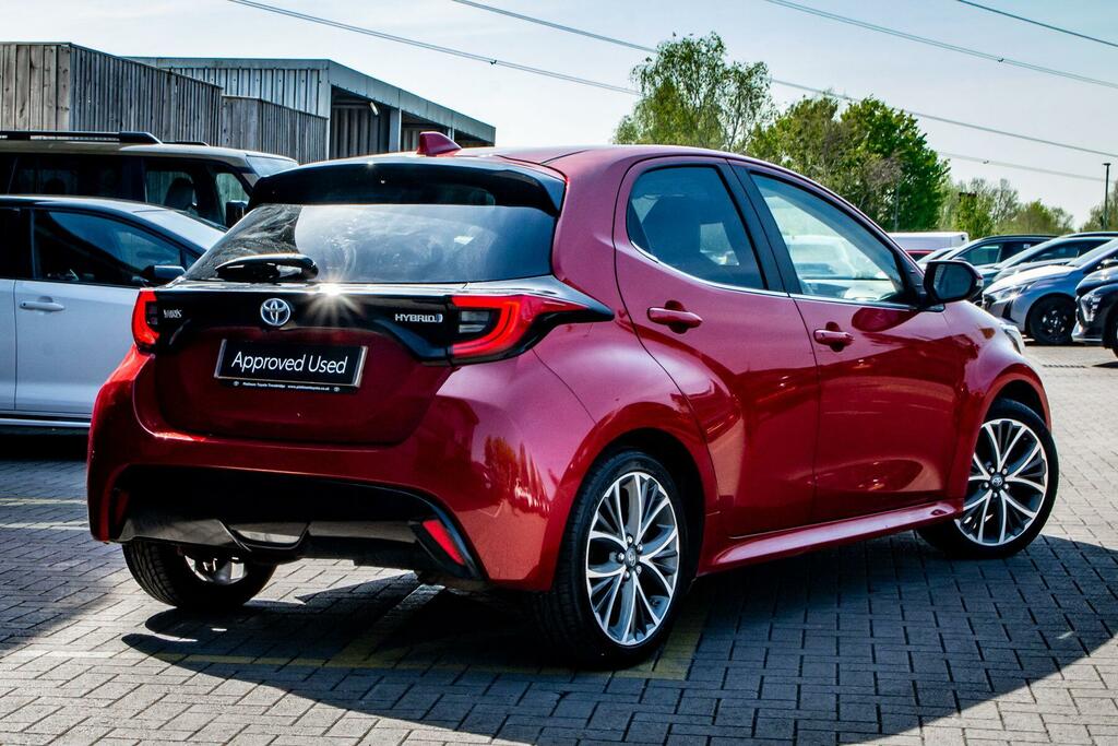 Toyota Yaris 1.5 Vvt-h Excel E-cvt Euro 6 Ss  Red #2