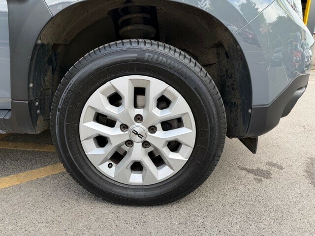 Dacia Duster Estate Expression WG23UOH Grey #4