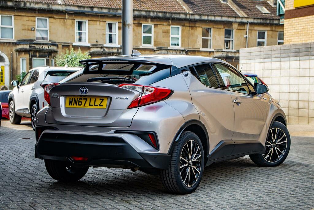 Toyota C-Hr 1.8 Vvt-h Excel Cvt Euro 6 Ss Silver #2