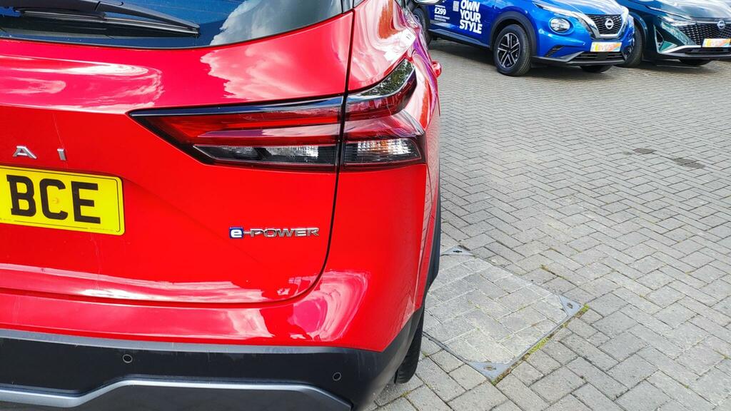 Nissan Qashqai 1.5 H E-power Acenta Premium Euro 6 Ss YA72BCE Red #5
