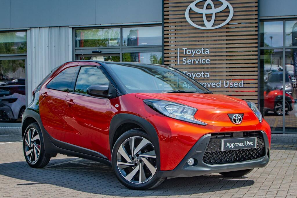 Toyota Aygo X 1.0 Vvt-i Edge Euro 6 Ss Red