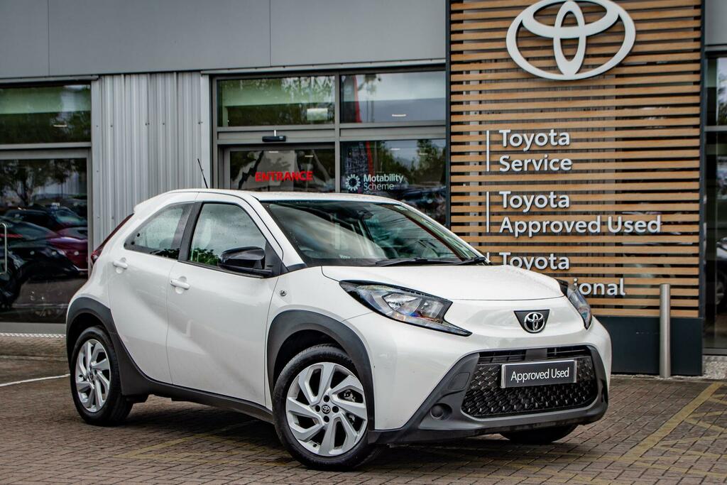 Toyota Aygo X 1.0 Vvt-i Pure X-shift Euro 6 Ss White