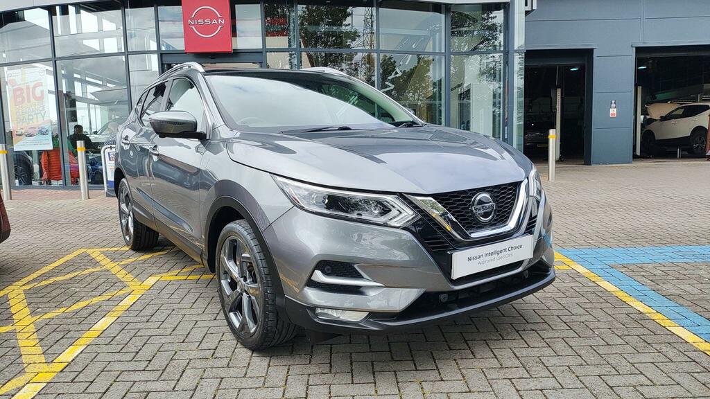Nissan Qashqai 1.3 Dig-t N-motion Euro 6 Ss Grey