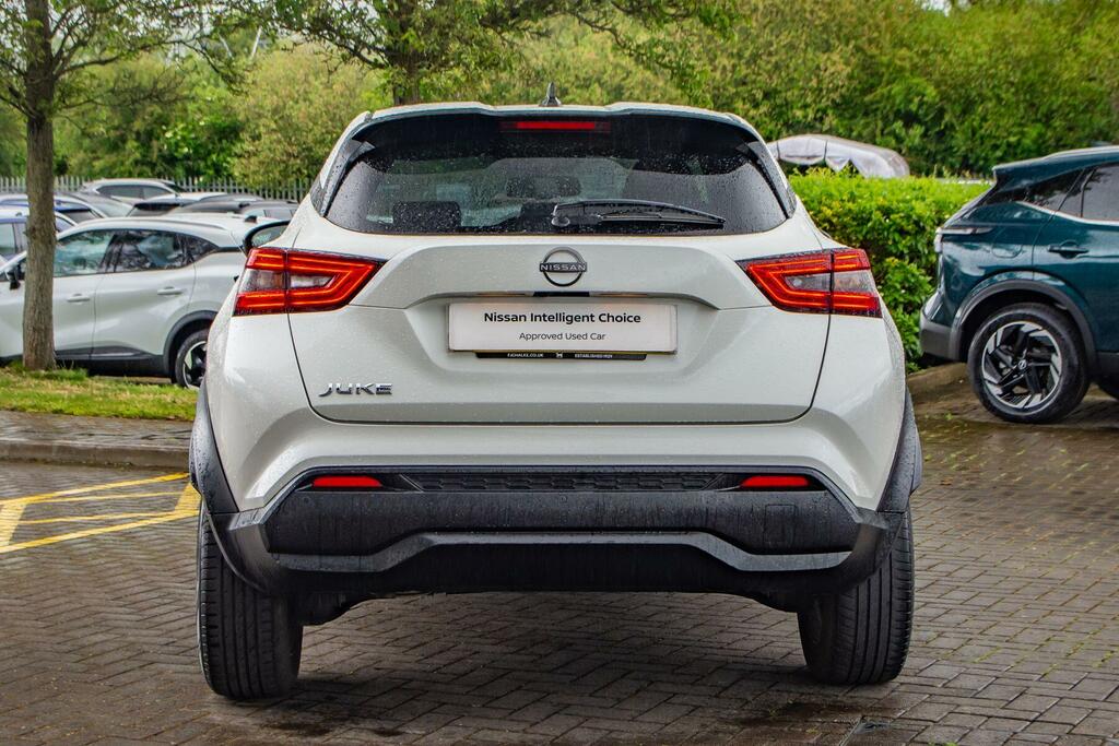 Nissan Juke 1.0 Dig-t N-connecta Dct Euro 6 Ss White #4