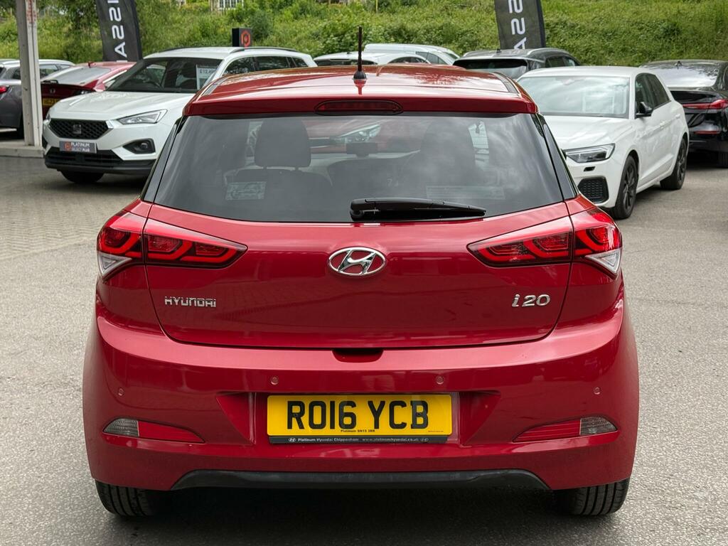 Hyundai I20 1.4 Premium Euro 6 Red #6