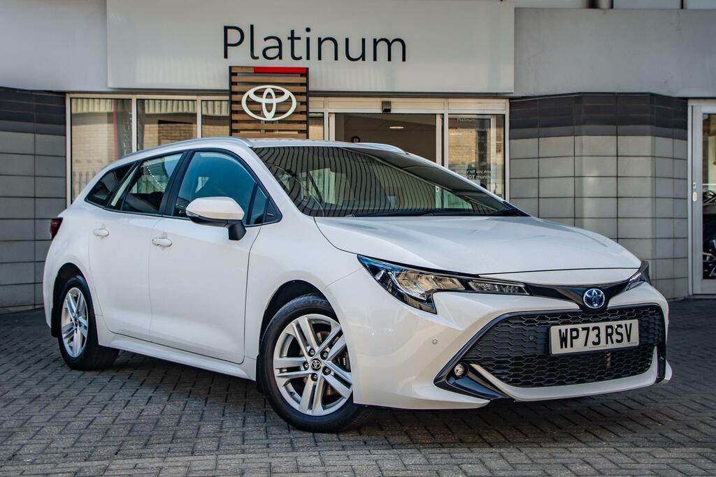 Toyota Corolla 1.8 Vvt-h Icon Touring Sports Cvt Euro 6 Ss White