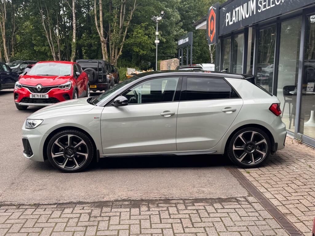 Audi A1 1.5 Tfsi 35 Black Edition Sportback S Tronic Euro HF25TTE Silver #4