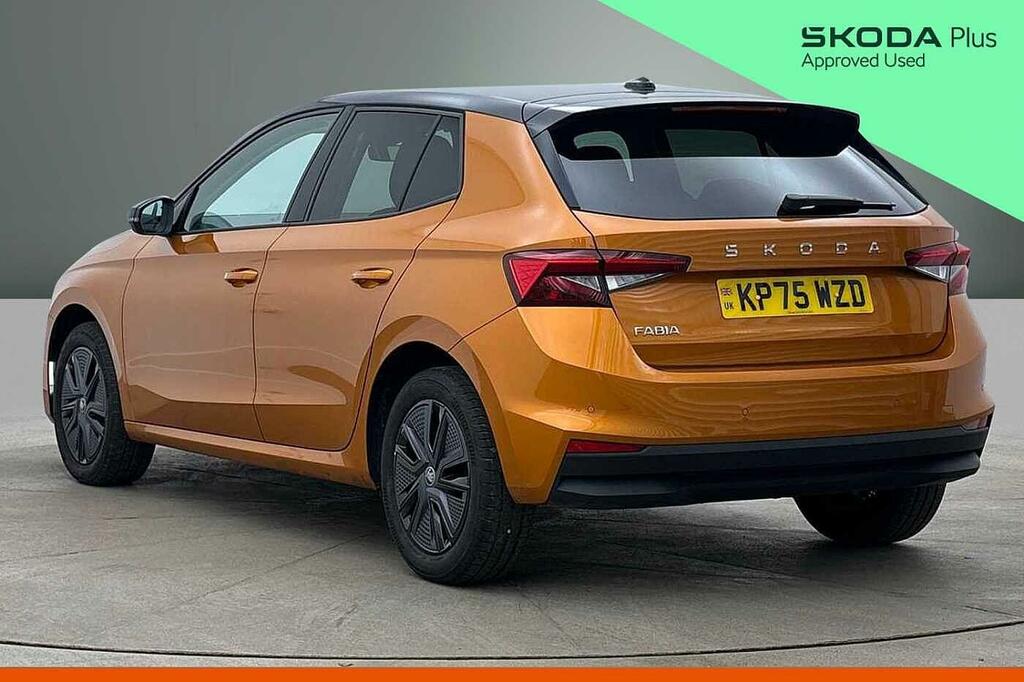 Skoda Fabia 1.0 Tsi 116 Design Edition Dsg KP75WZD Orange #3