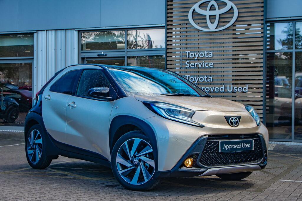 Toyota Aygo X 1.0 Vvt-i Exclusive Euro 6 Ss Brown