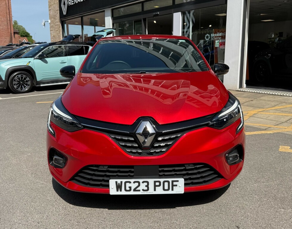 Renault Clio Hatchback Techno WG23POF Red #2