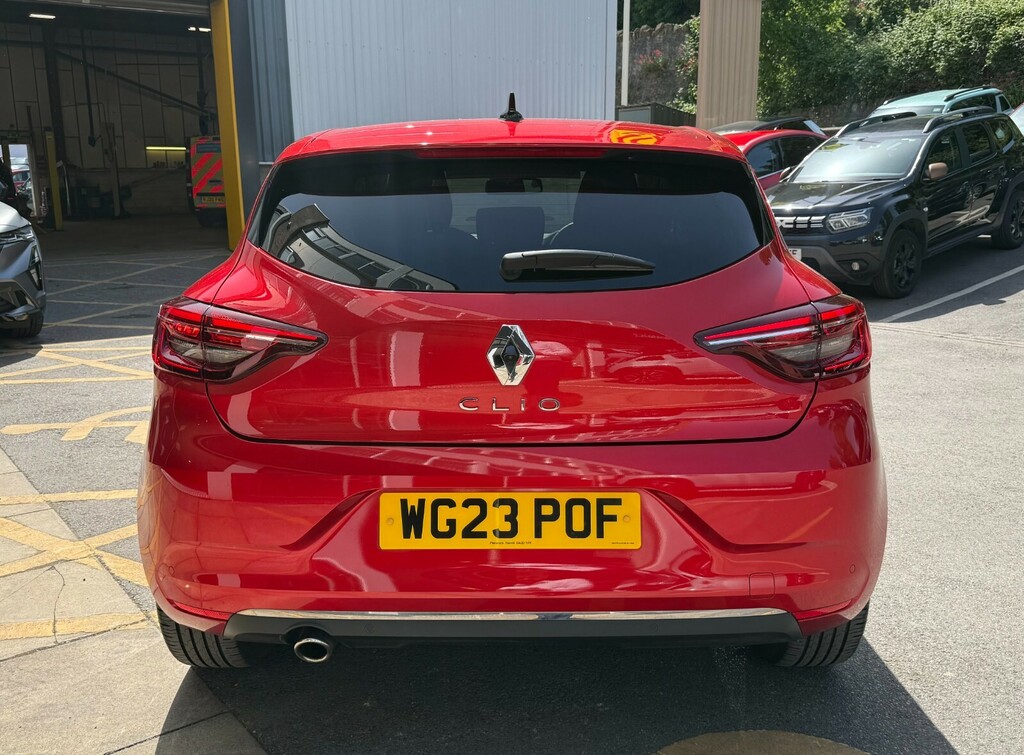 Renault Clio Hatchback Techno WG23POF Red #5