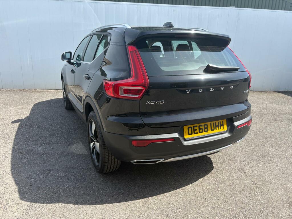Volvo XC40 1.5 T3 Inscription Pro Euro 6 Ss OE68UHH Black #4