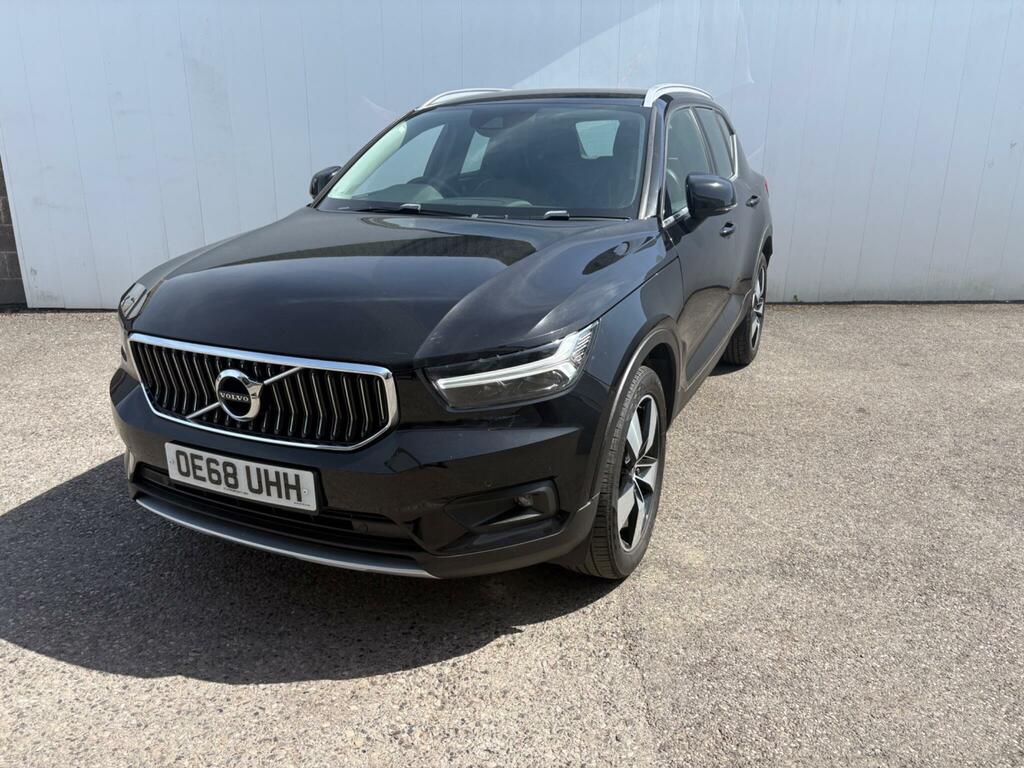 Volvo XC40 1.5 T3 Inscription Pro Euro 6 Ss OE68UHH Black #3