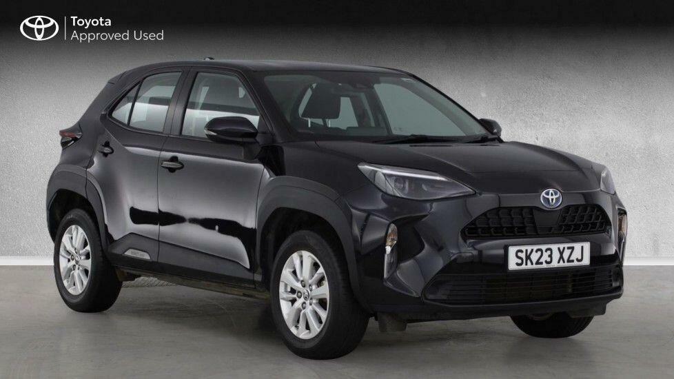 Toyota Yaris Cross 1.5 Vvt-h Icon E-cvt Euro 6 Ss Black