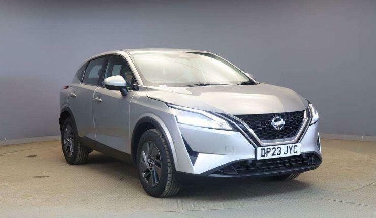 Nissan Qashqai 1.3 Dig-t Mhev Acenta Premium Euro 6 Ss Silver