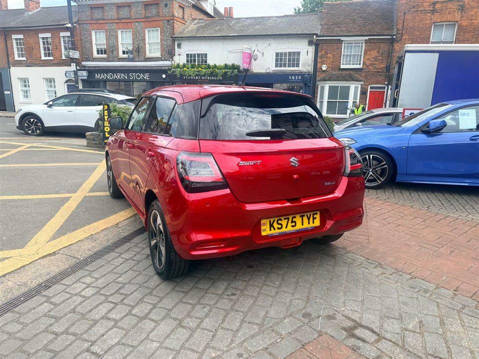 Suzuki Swift Ultra 1.2I Hybrid KS75TYF Red #6