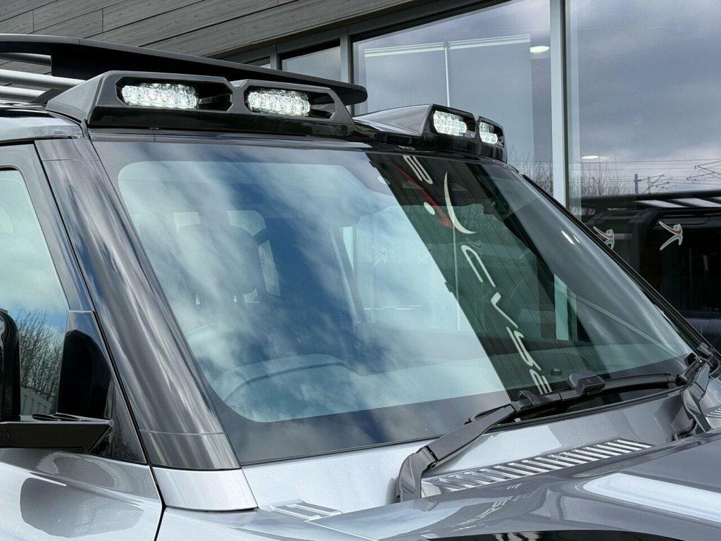 Land Rover Defender 3L X-dynamic Hse Grey #4
