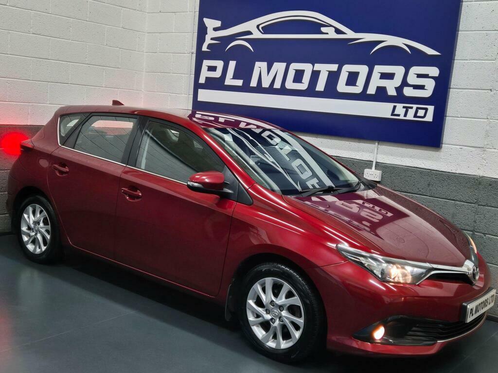 Toyota Auris 1.2 Vvt-i Icon Euro 6 S S Red #3