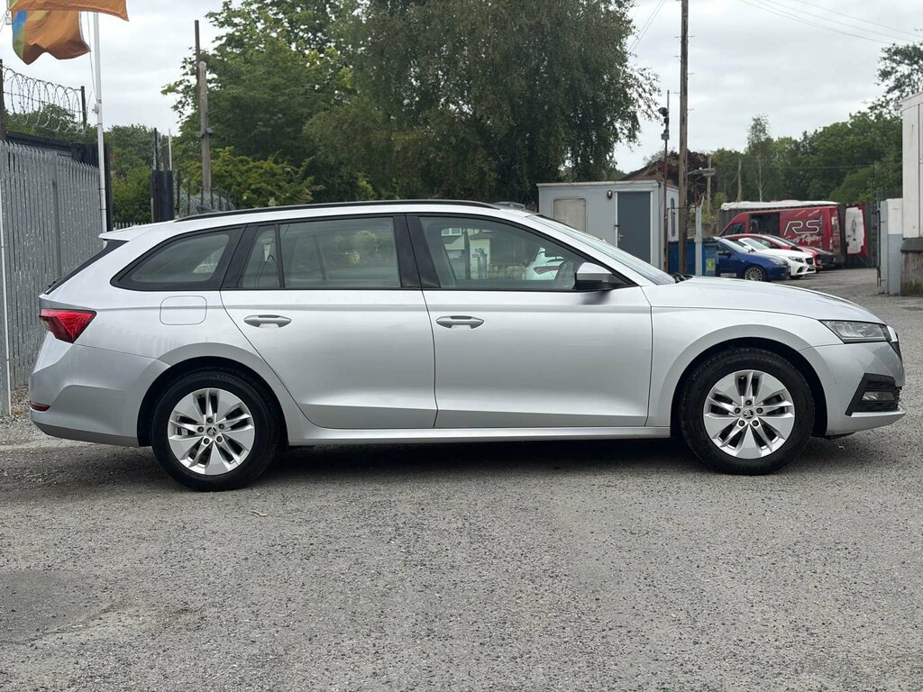 Skoda Octavia 1.5 Octavia Se Technology Tsi BV22ZTN Silver #4
