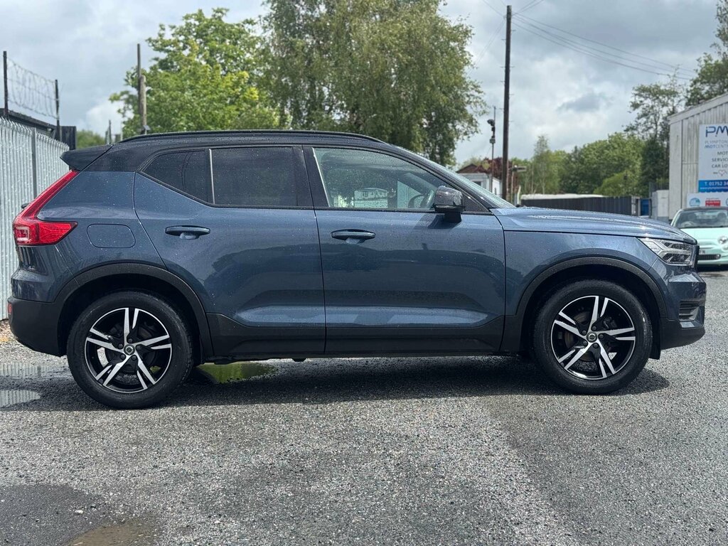 Volvo XC40 1.5 Xc40 R-design T3 YN22PGE Blue #4