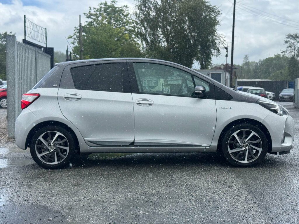 Toyota Yaris 1.5 Yaris Y20 Vvt-i Hev Cvt MC19CYS Silver #4