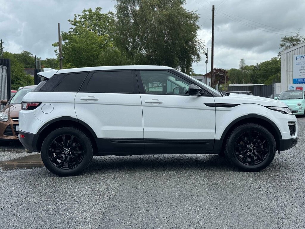 Land Rover Range Rover Evoque 2.0 Range Rover Evoque Se Tech Td4 4Wd BO15TAB White #4