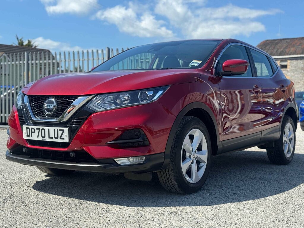 Nissan Qashqai 1.3 Qashqai Acenta Premium Dig-t DP70LUZ Red #3