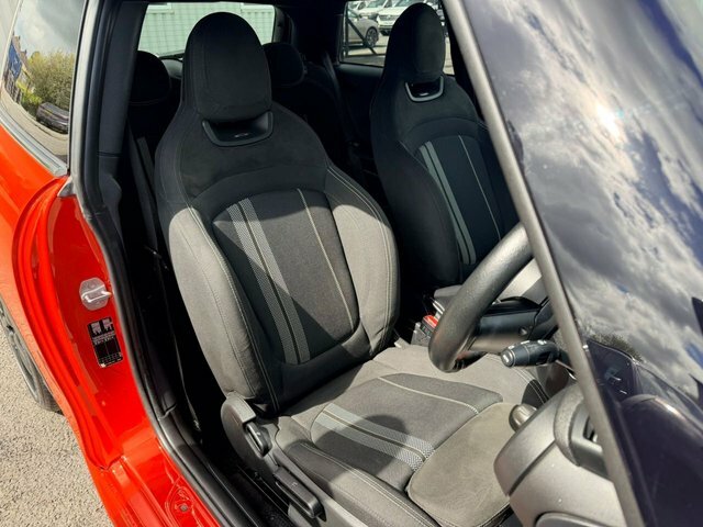 Mini Hatch 1.5 Cooper Sport Hatchback BP19LWZ Orange #5