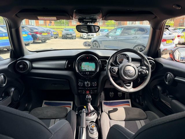 Mini Hatch 1.5 Cooper Sport Hatchback BP19LWZ Orange #6