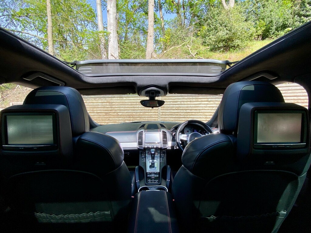 Porsche Cayenne Suv VE62KPZ Black #2