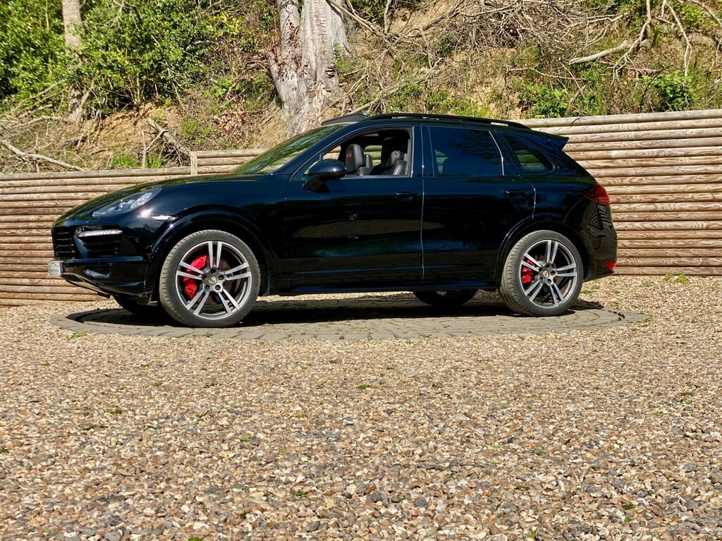 Porsche Cayenne Suv VE62KPZ Black #6