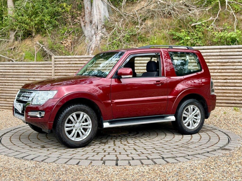 Mitsubishi Shogun Suv Red #4