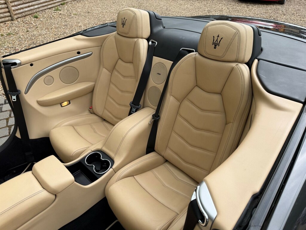 Maserati GranCabrio Convertible Blue #13