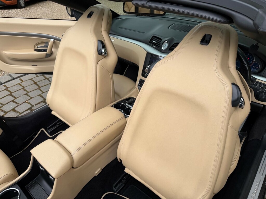 Maserati GranCabrio Convertible Blue #15