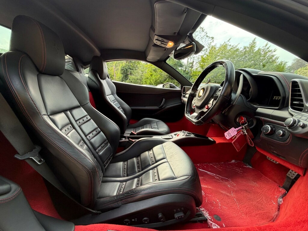 Ferrari 458 Spider 2dr Auto Red #32