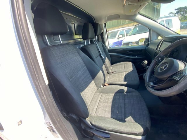 Mercedes-Benz Vito 2.1 114 Cdi Bluetec Rwd L2 Euro 6 6Dr KT66XGV White #5