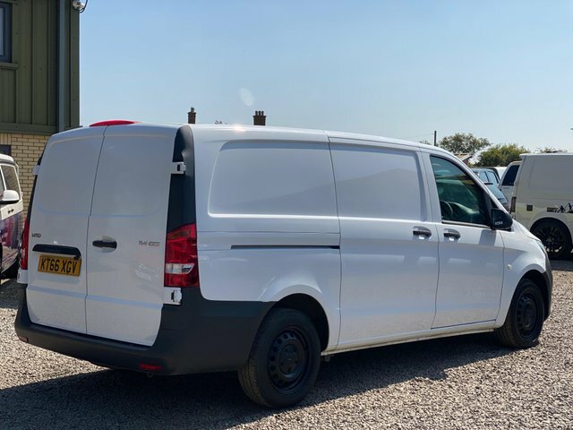 Mercedes-Benz Vito 2.1 114 Cdi Bluetec Rwd L2 Euro 6 6Dr KT66XGV White #4