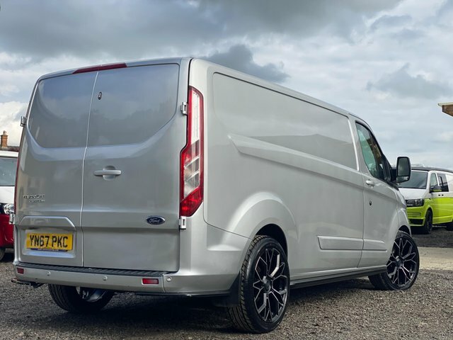 Ford Transit Custom 2.0 Tdci 290 Limited Panel Van L YN67PKC Silver #4