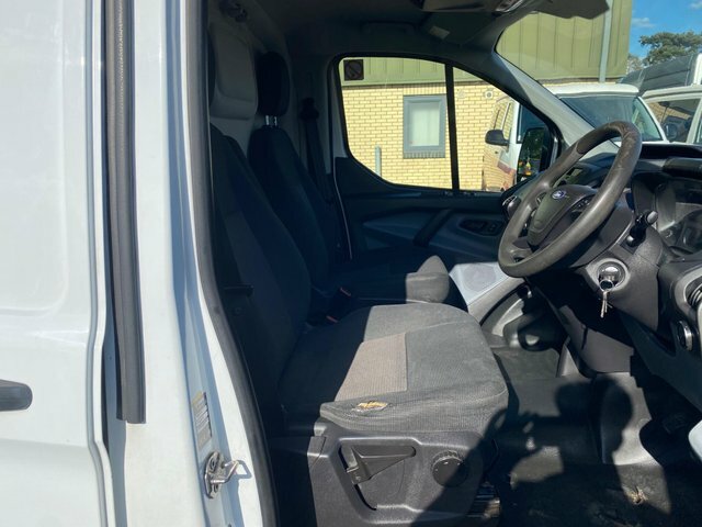 Ford Transit Custom 2.0 Tdci 310 L1 H1 LF17OTD White #5