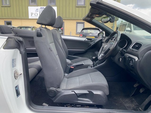 Volkswagen Golf 1.6 Tdi Bluemotion Tech Se Cabriolet Euro 5 S S VK63CFA White #5