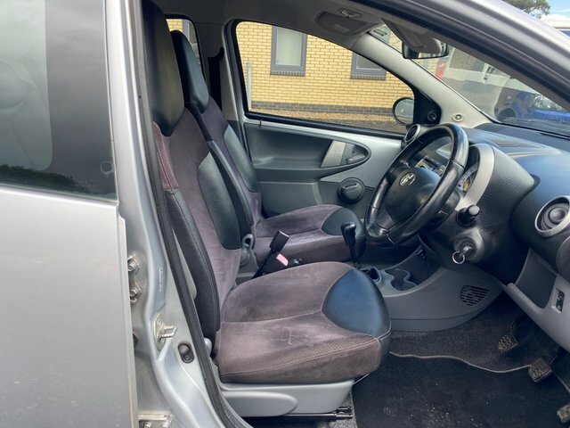 Toyota Aygo 1.0 Vvt-i Platinum Euro 4 Silver #5