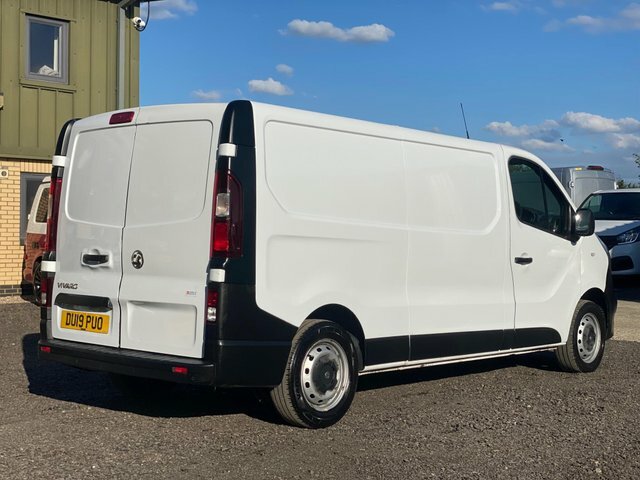 Vauxhall Vivaro 1.6 Cdti 2900 L2 H1 Euro 6 DU19PUO White #4