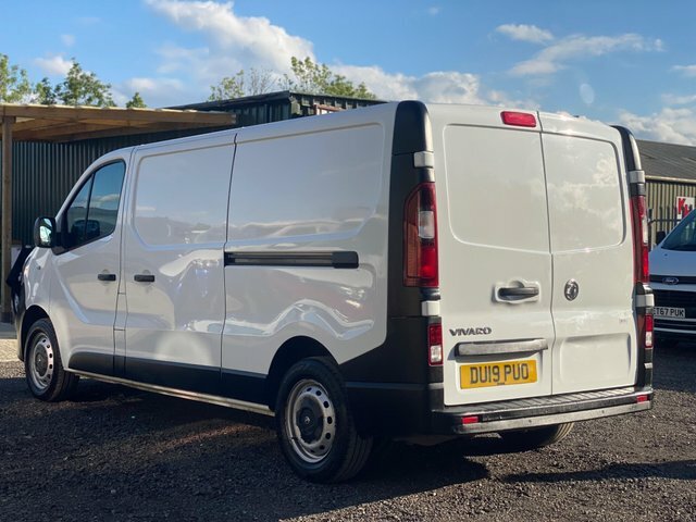 Vauxhall Vivaro 1.6 Cdti 2900 L2 H1 Euro 6 DU19PUO White #3
