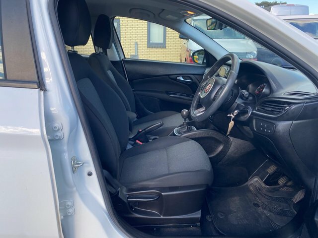 Fiat Tipo 1.4 Mpi Easy Euro 6 EU68MKA White #5