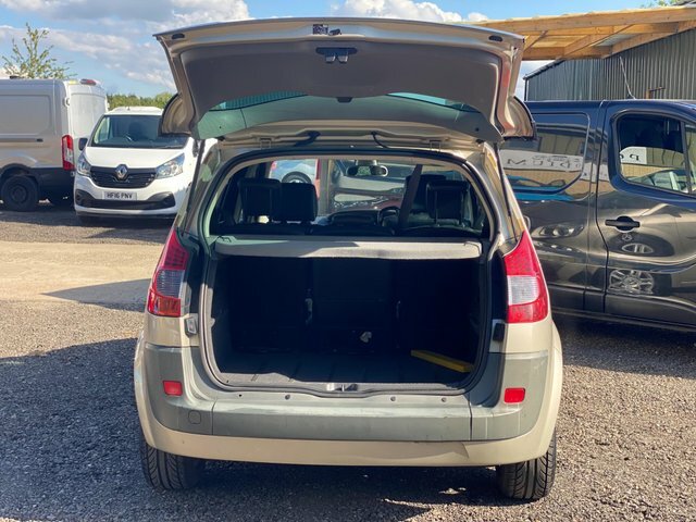 Renault Scenic 1.6L Dynamique Gold #40