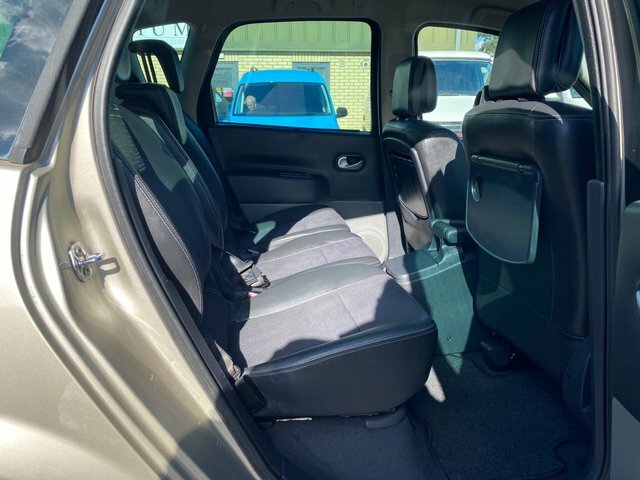 Renault Scenic 1.6L Dynamique Gold #37